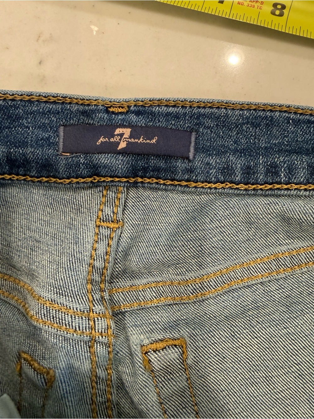 7 For All Mankind Light Blue Denim Jeans - Picture 4 of 9